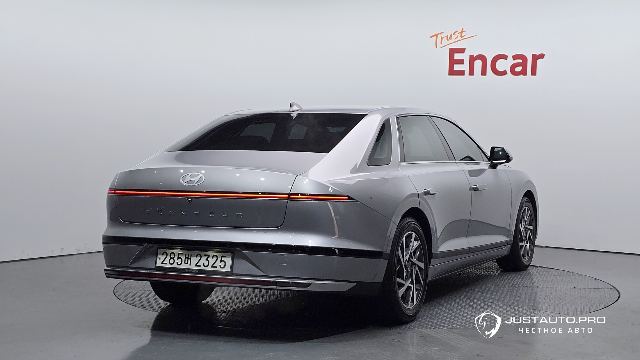 Автомобиль Hyundai Grandeur