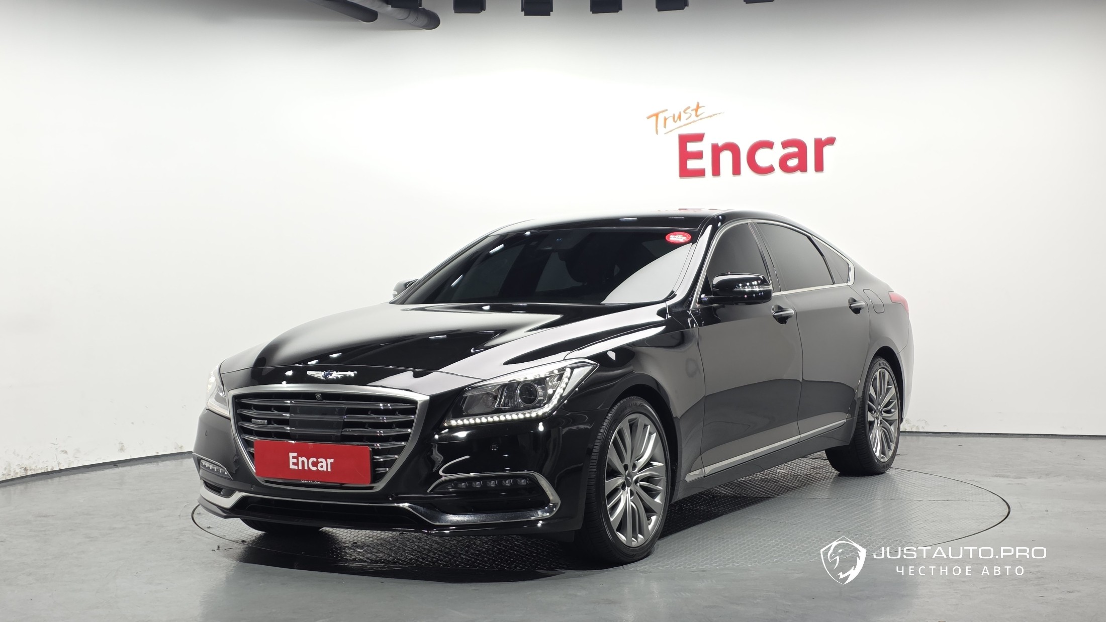 Автомобиль Genesis G80