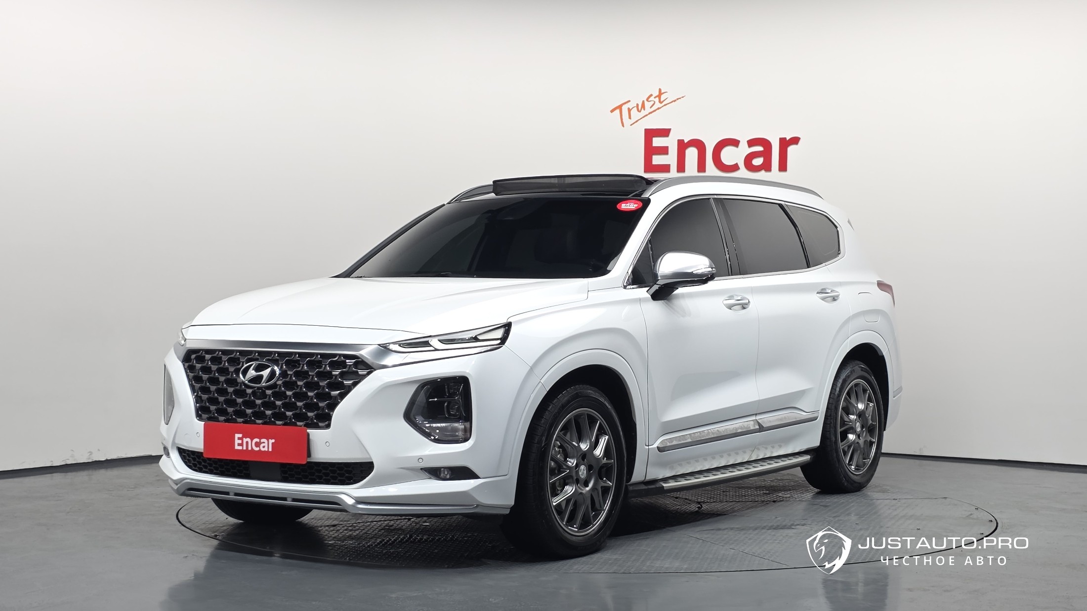 Автомобиль Hyundai Santafe