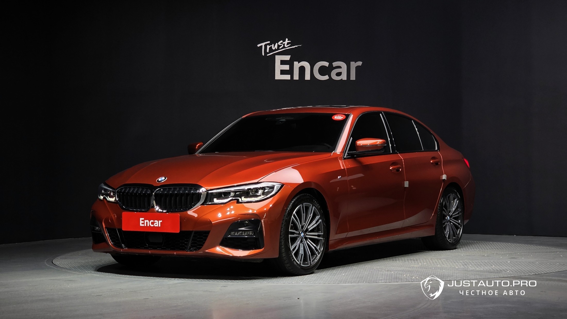 Автомобиль BMW 3-Series