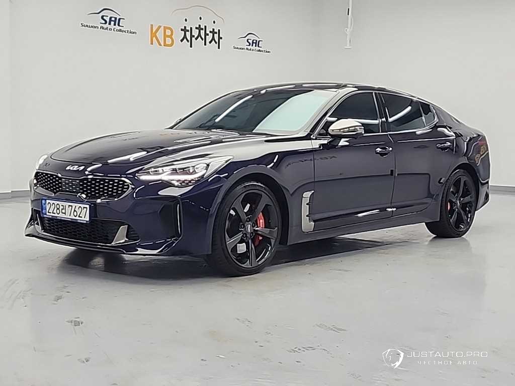 Автомобиль Kia Stinger
