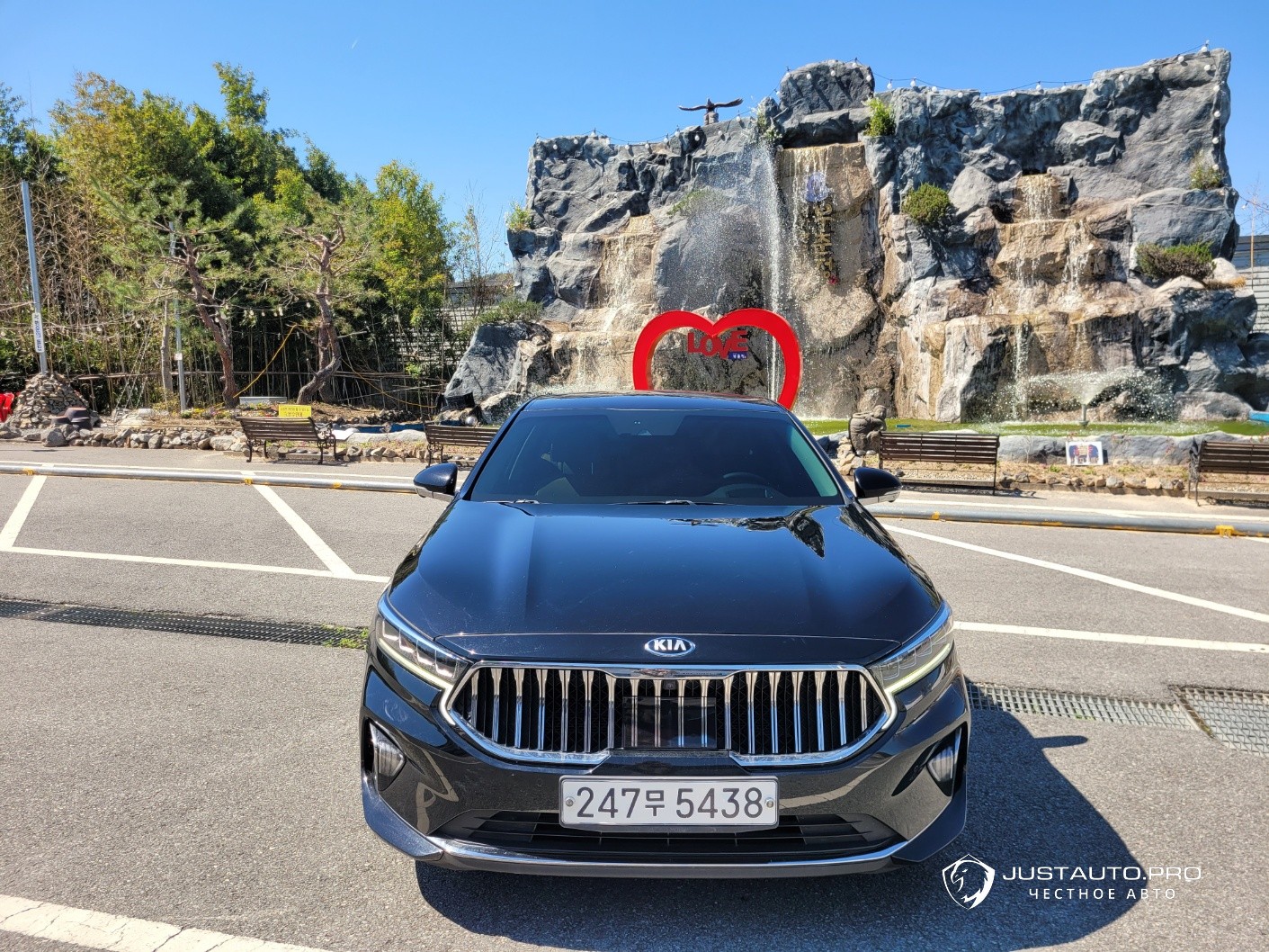 Автомобиль Kia K7