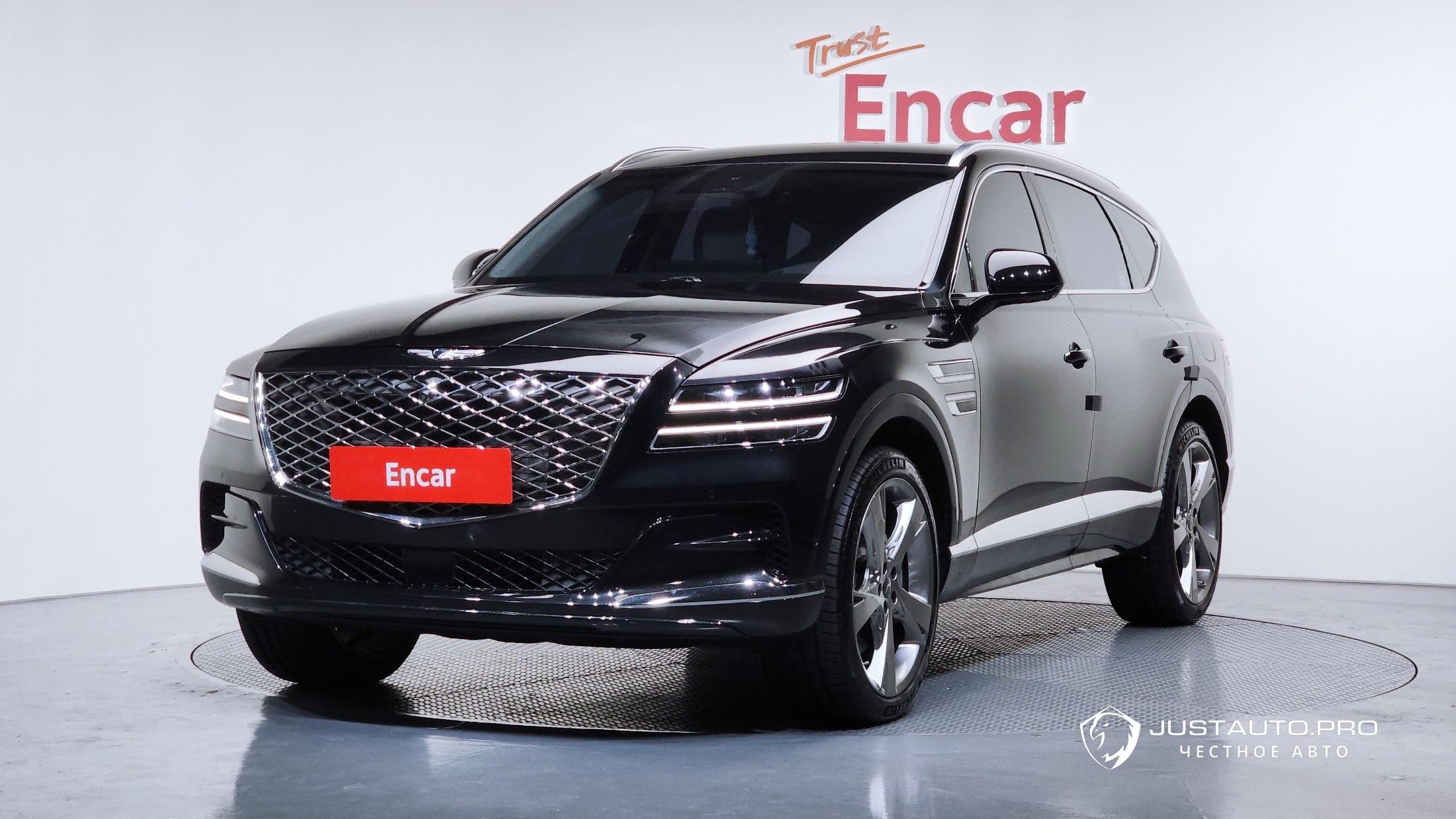 Автомобиль Genesis GV80