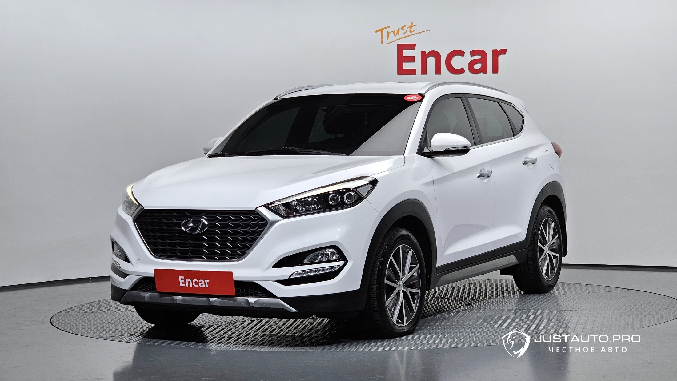 Автомобиль Hyundai Tucson