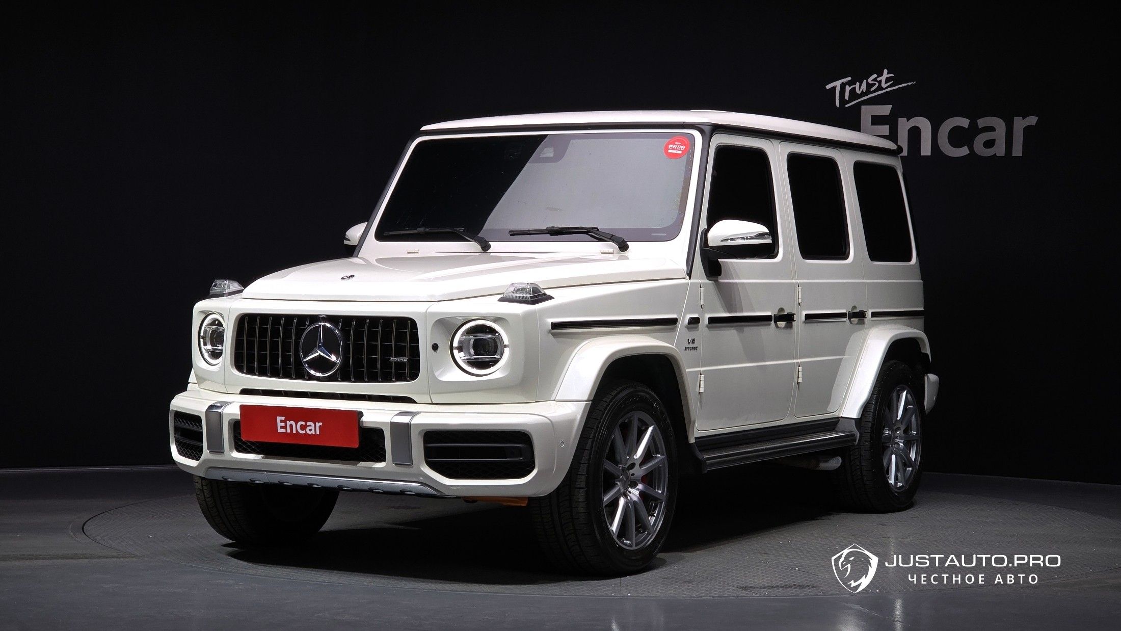 Автомобиль Mercedes-Benz G-Class