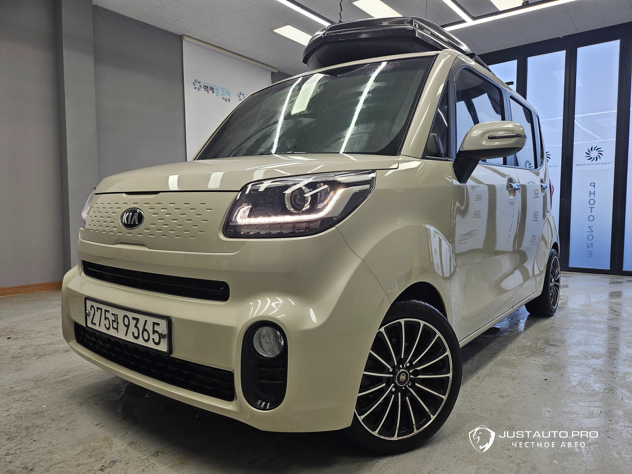 Автомобиль Kia RAY