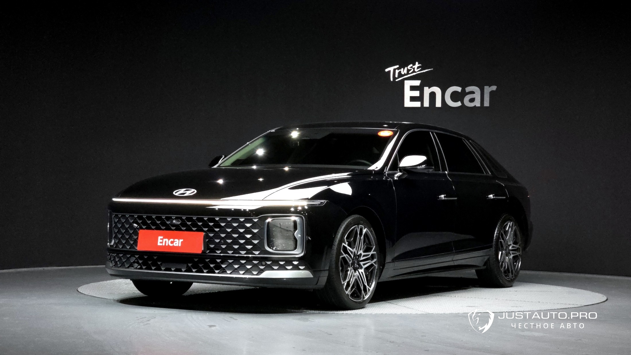 Автомобиль Hyundai Grandeur