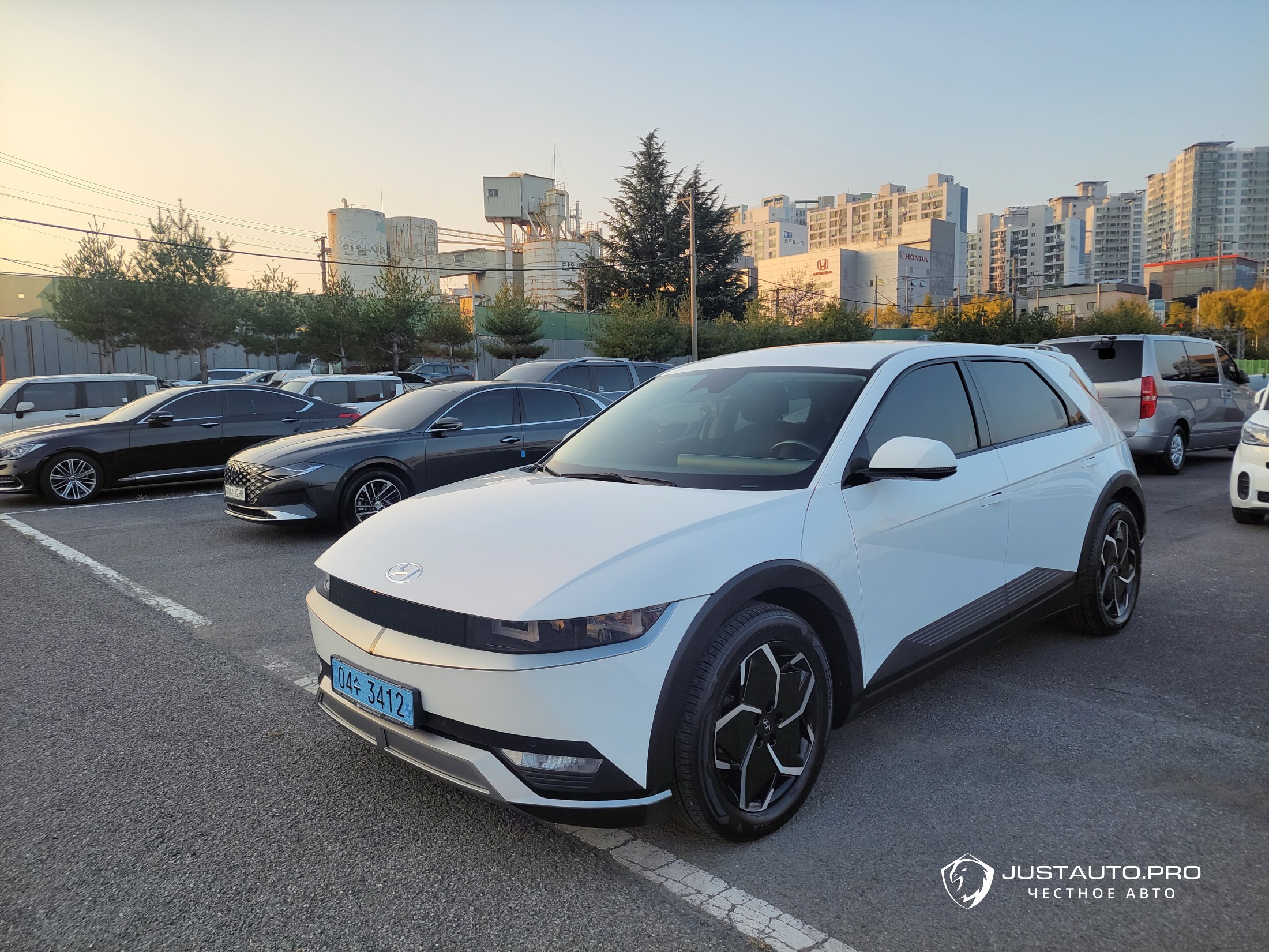 Автомобиль Hyundai Ioniq5