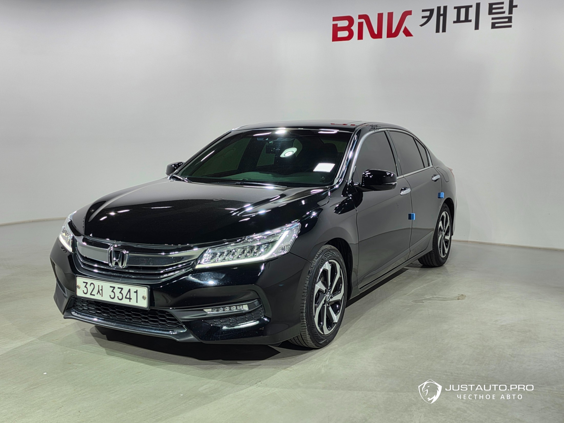 Автомобиль Honda Accord