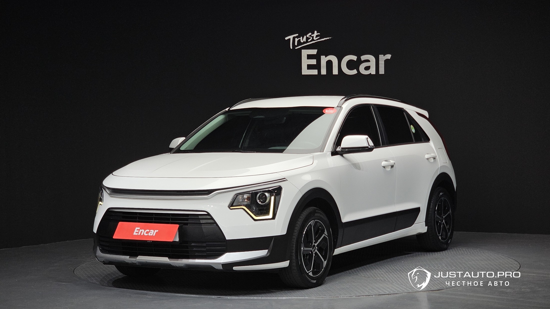 Автомобиль Kia Niro