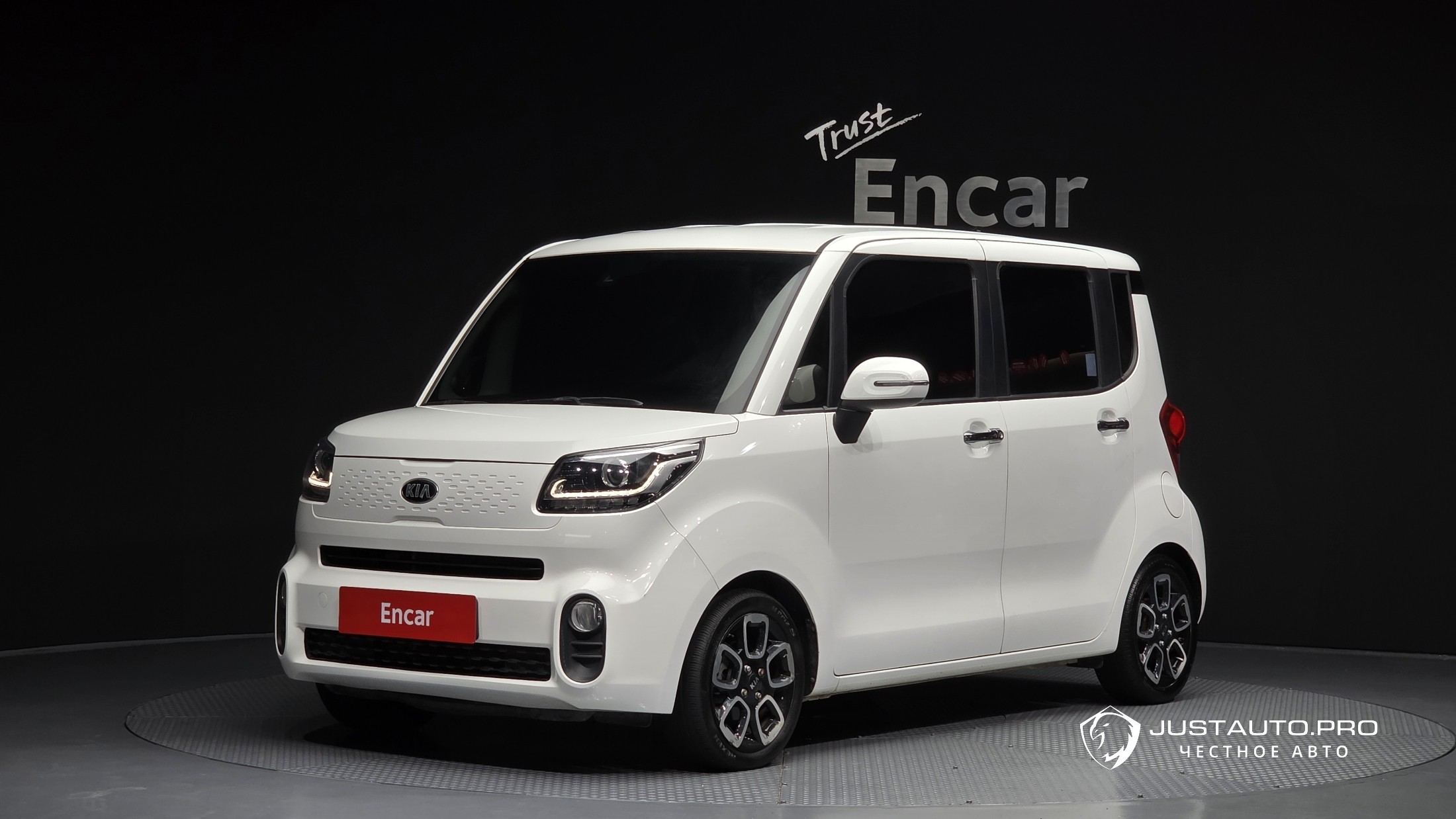 Автомобиль Kia RAY