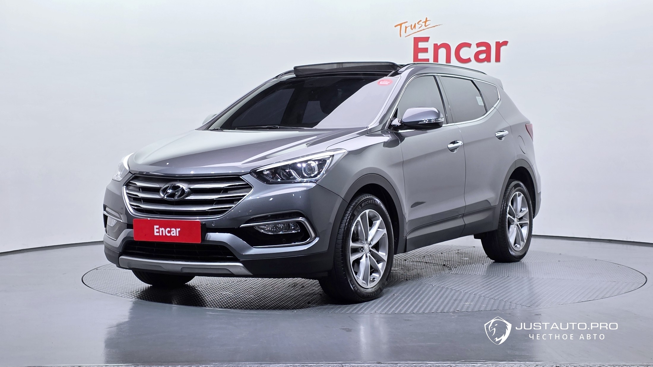 Автомобиль Hyundai Santafe