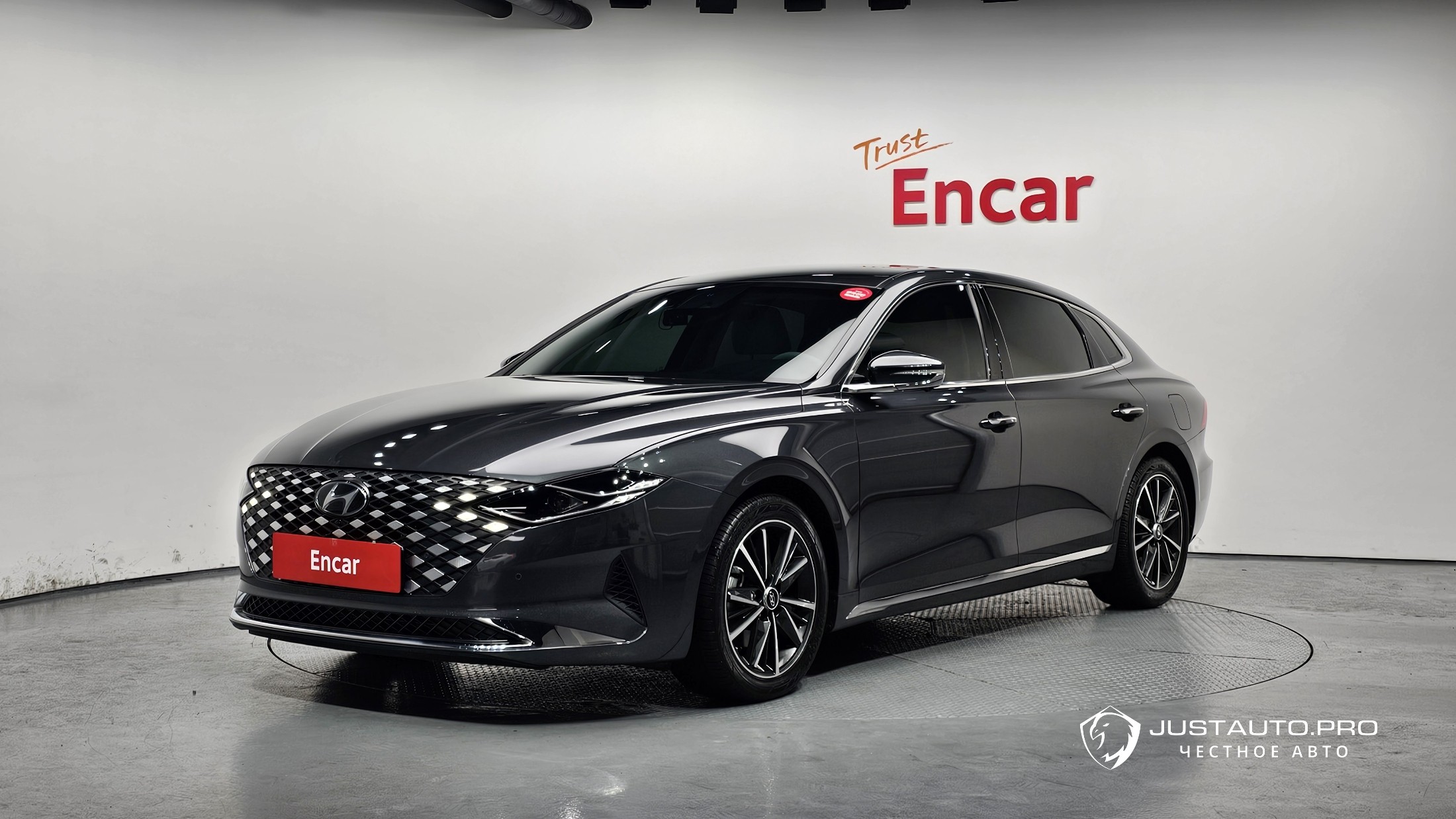 Автомобиль Hyundai Grandeur