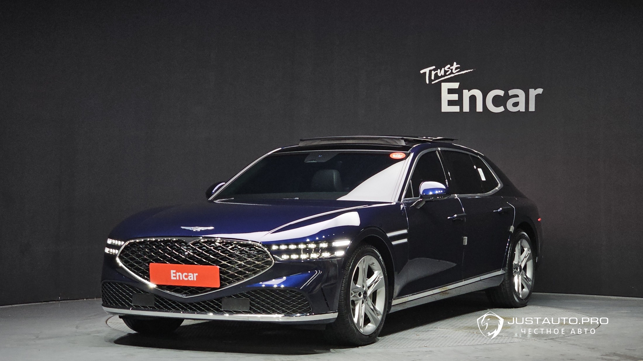 Автомобиль Genesis G90