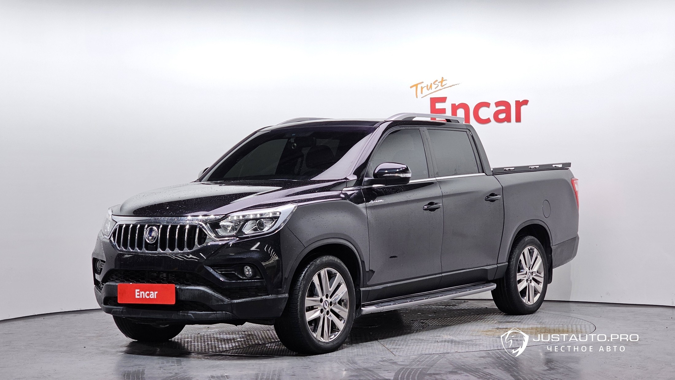 Автомобиль KG_Mobility_Ssangyong Rexton