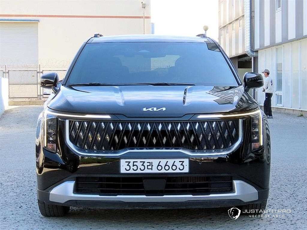 Автомобиль Kia Canival