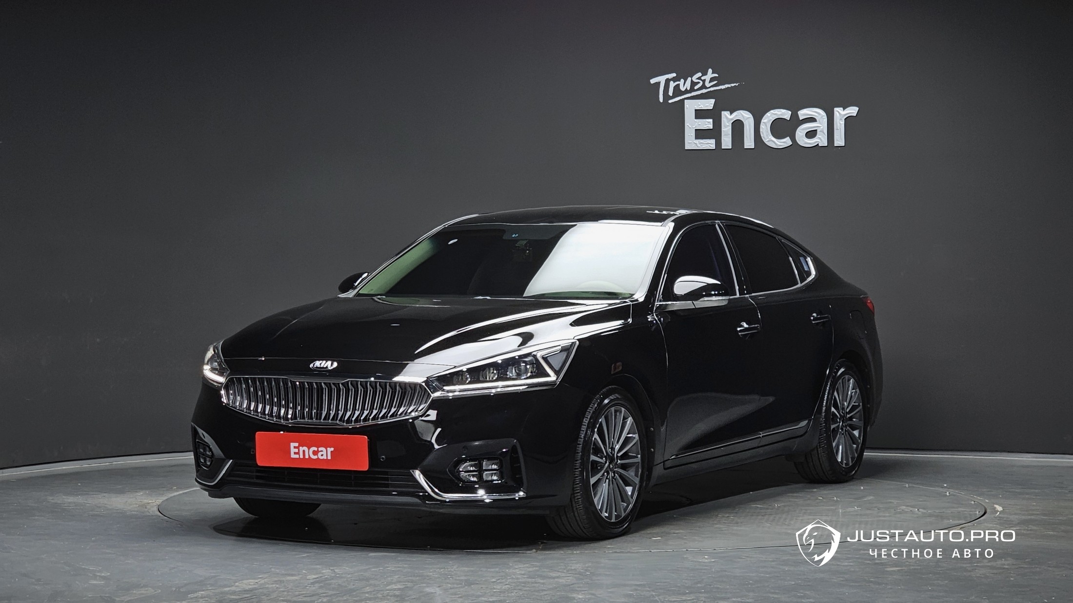 Автомобиль Kia K7