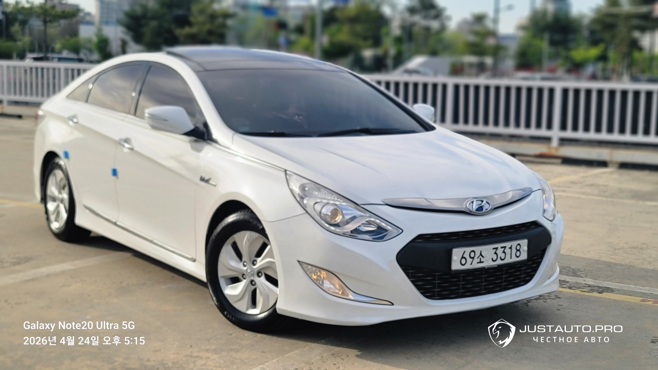 Автомобиль Hyundai Sonata