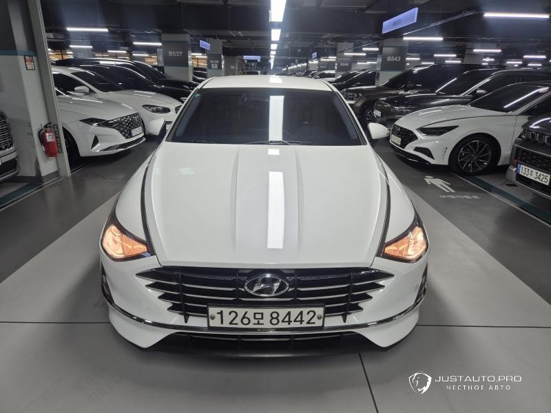 Автомобиль Hyundai Sonata