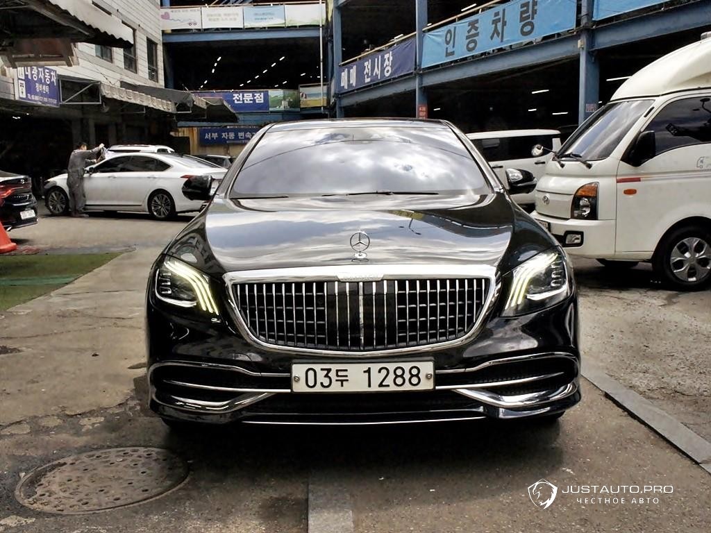 Автомобиль Mercedes-Benz S-Class