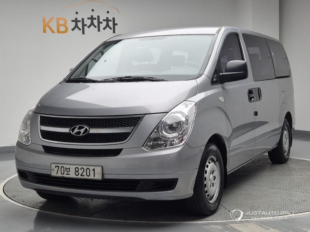 Автомобиль Hyundai Starex