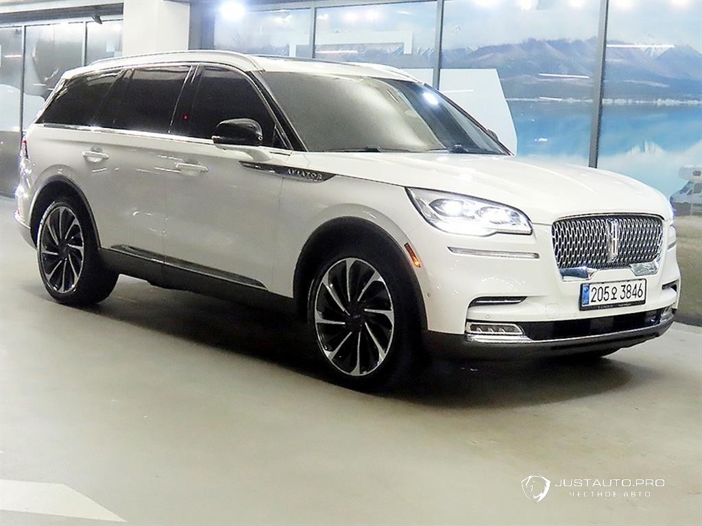 Автомобиль Lincoln Aviator