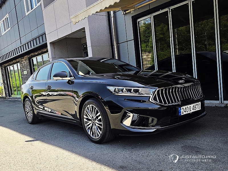 Автомобиль Kia K7