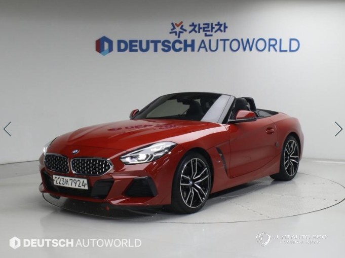 Автомобиль BMW Z4