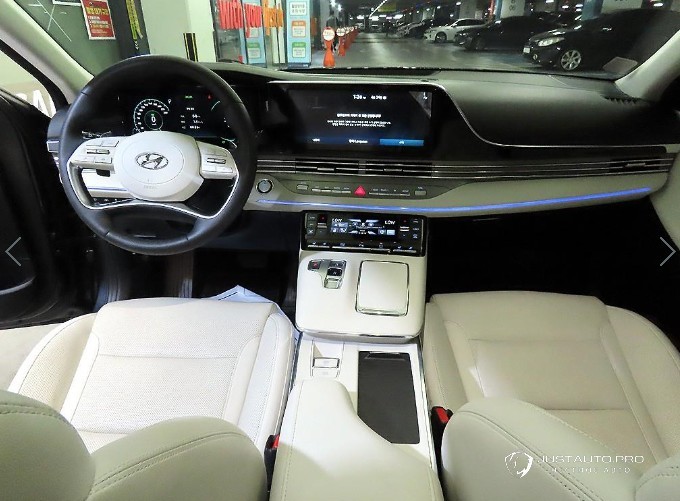 Автомобиль Hyundai Grandeur