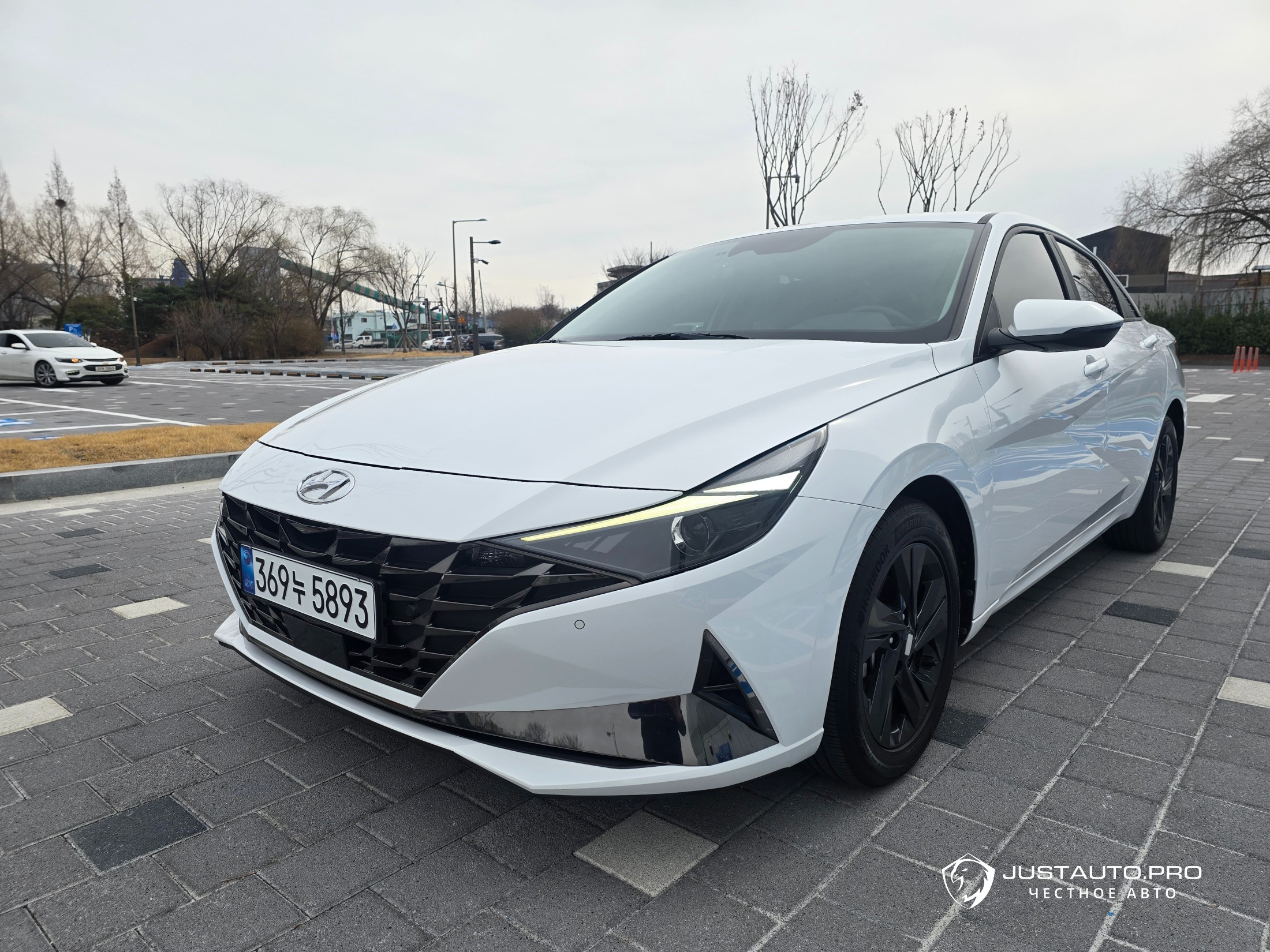 Автомобиль Hyundai AVANTE