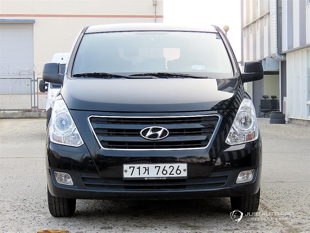 Автомобиль Hyundai Starex