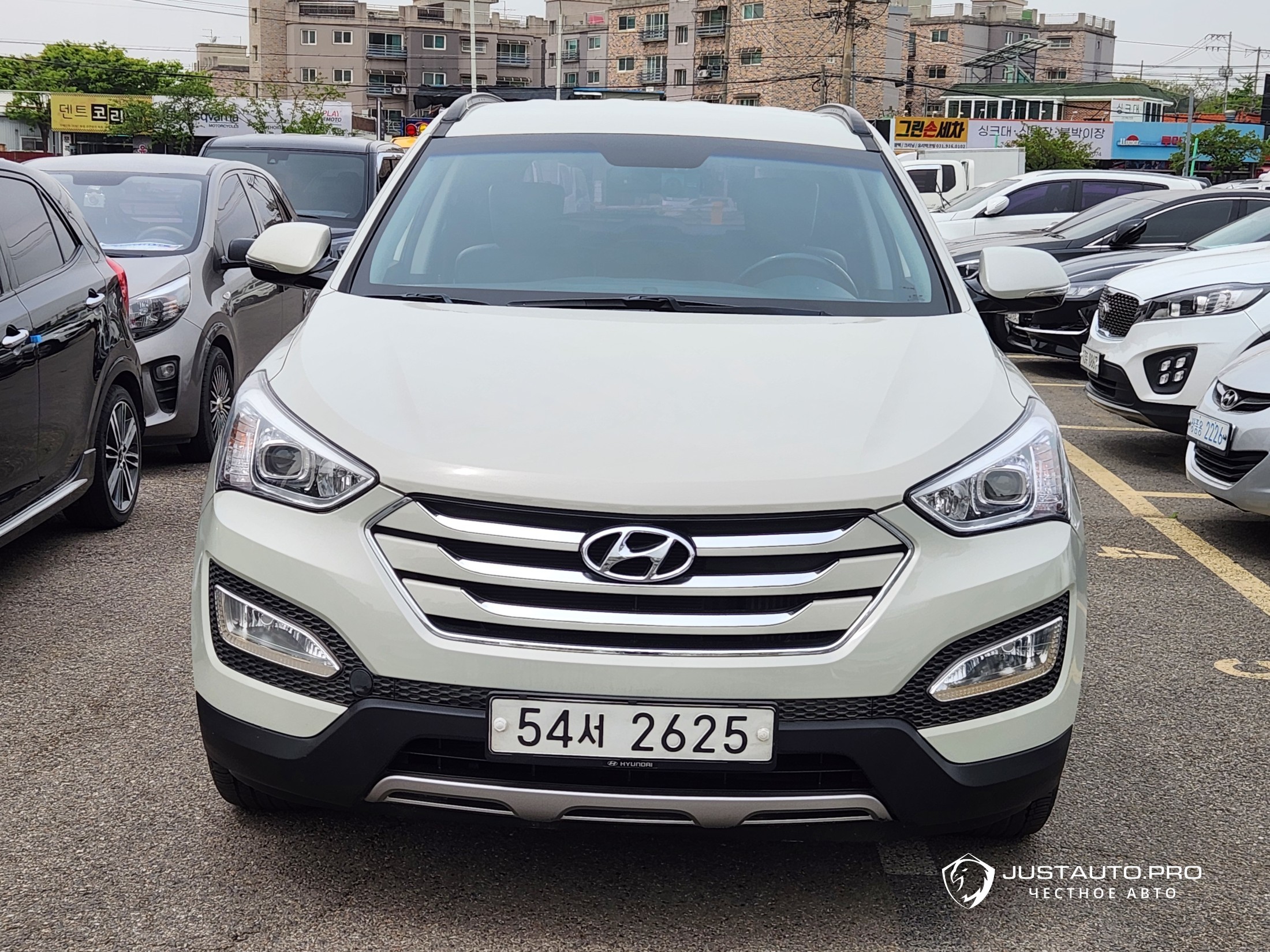 Автомобиль Hyundai Santafe