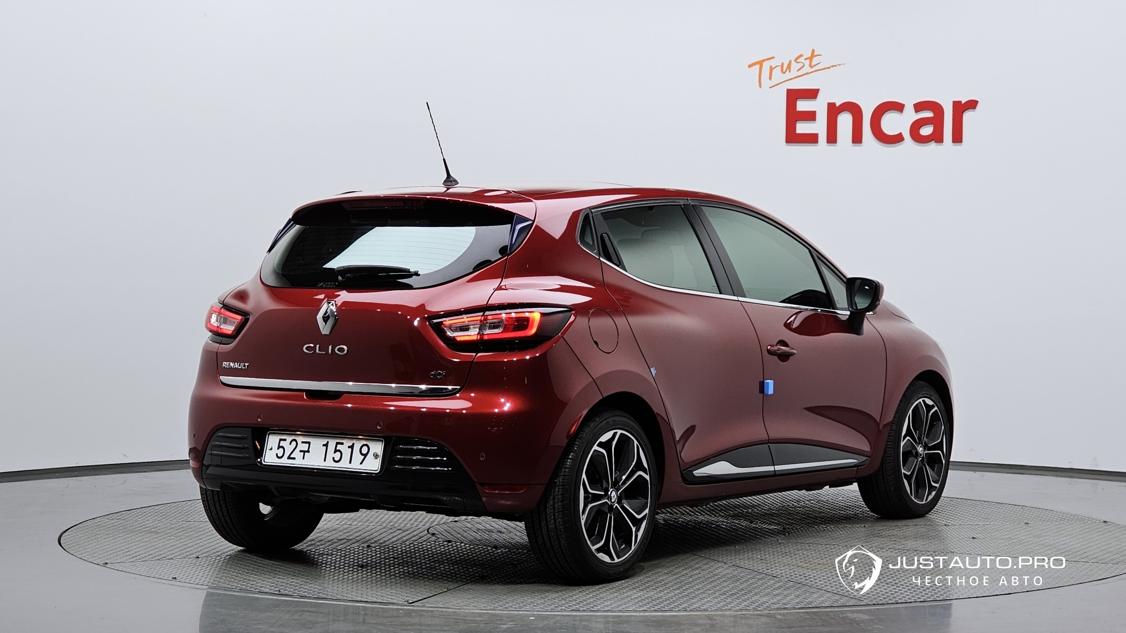 Автомобиль Renault-KoreaSamsung Cilo