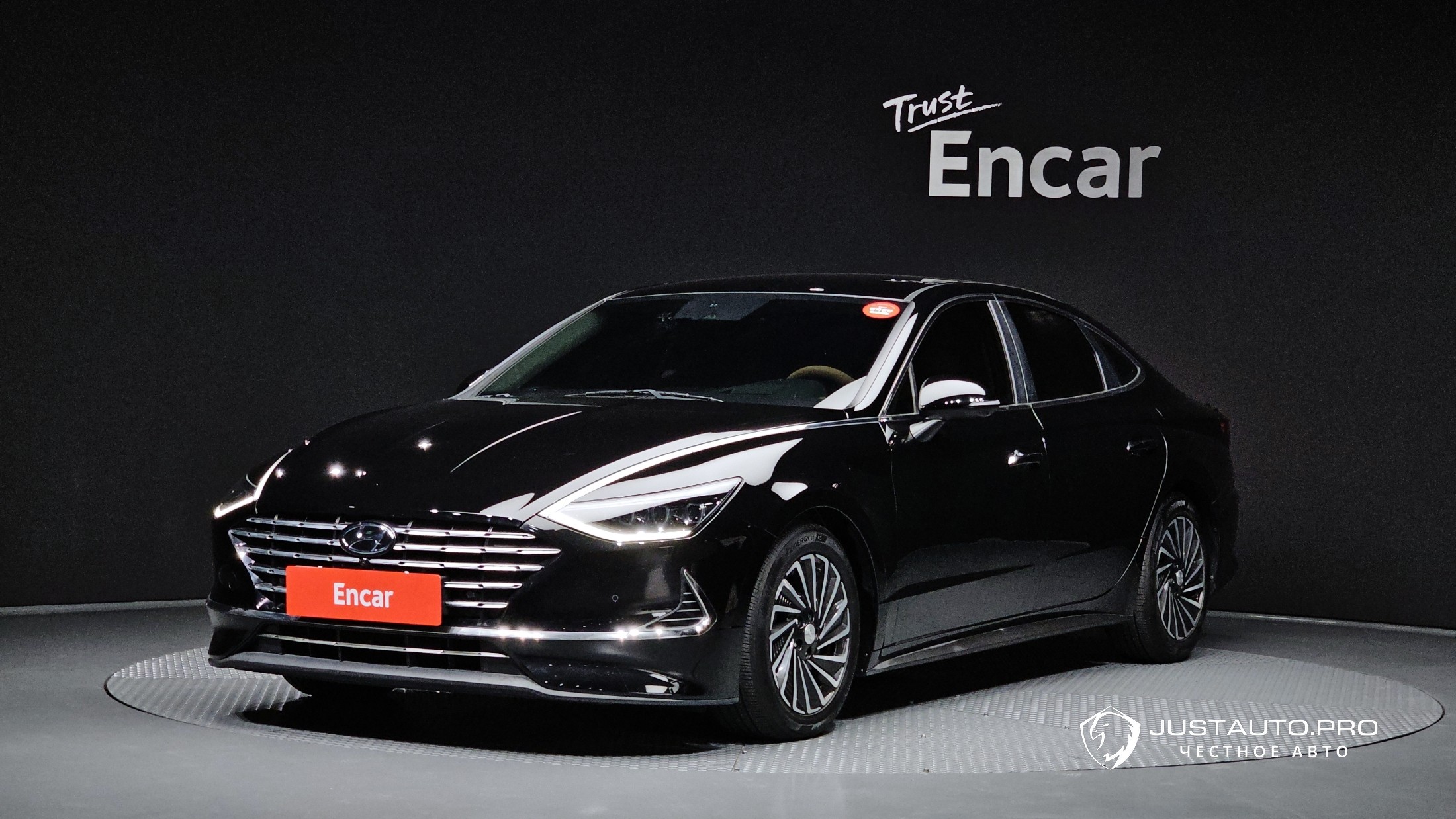 Автомобиль Hyundai Sonata