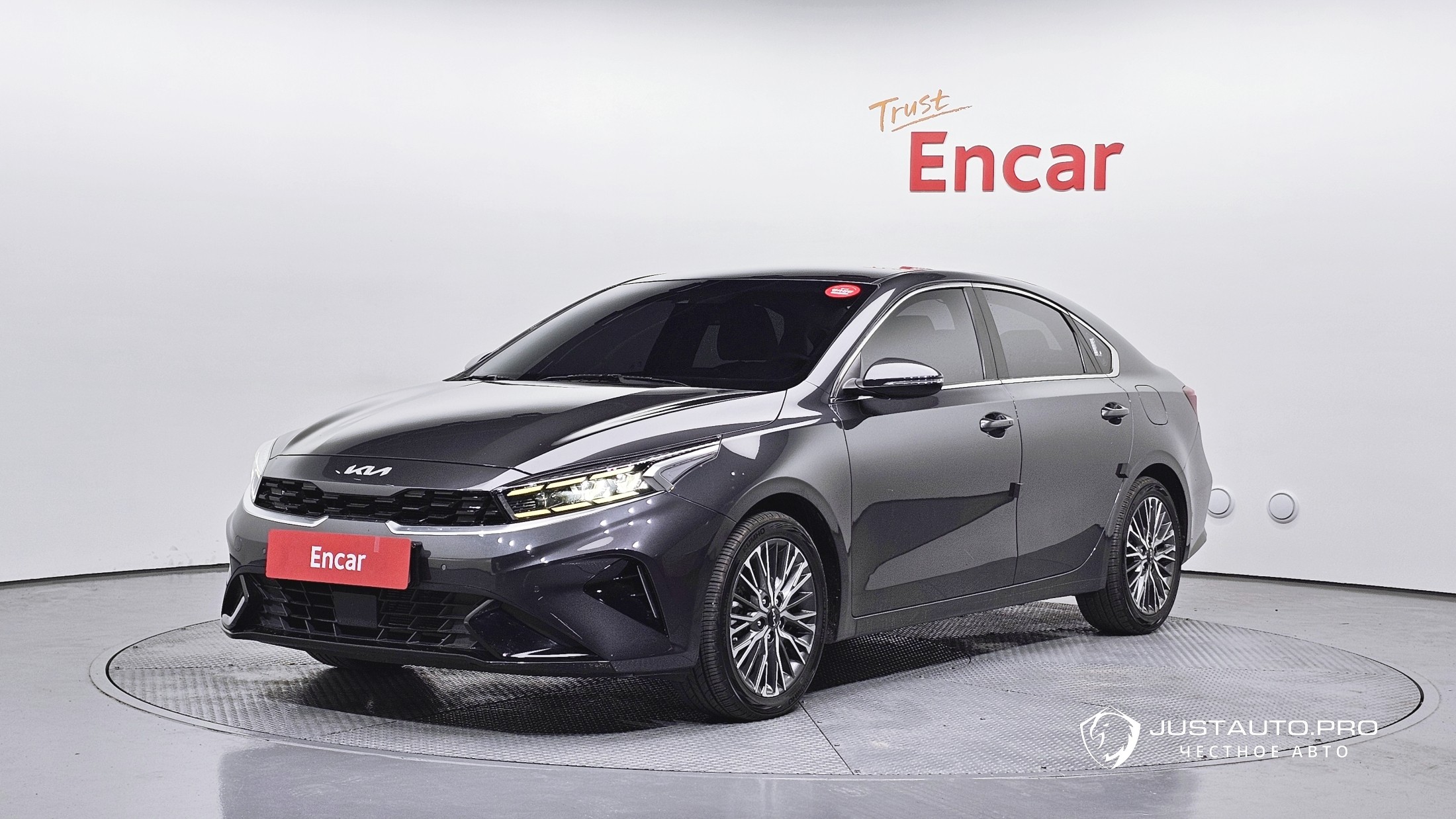 Автомобиль Kia K3