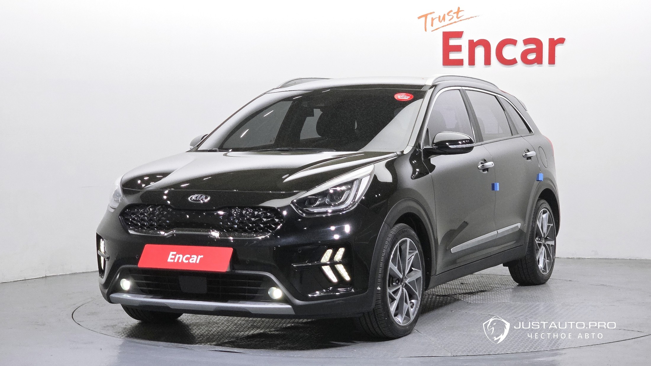 Автомобиль Kia Niro
