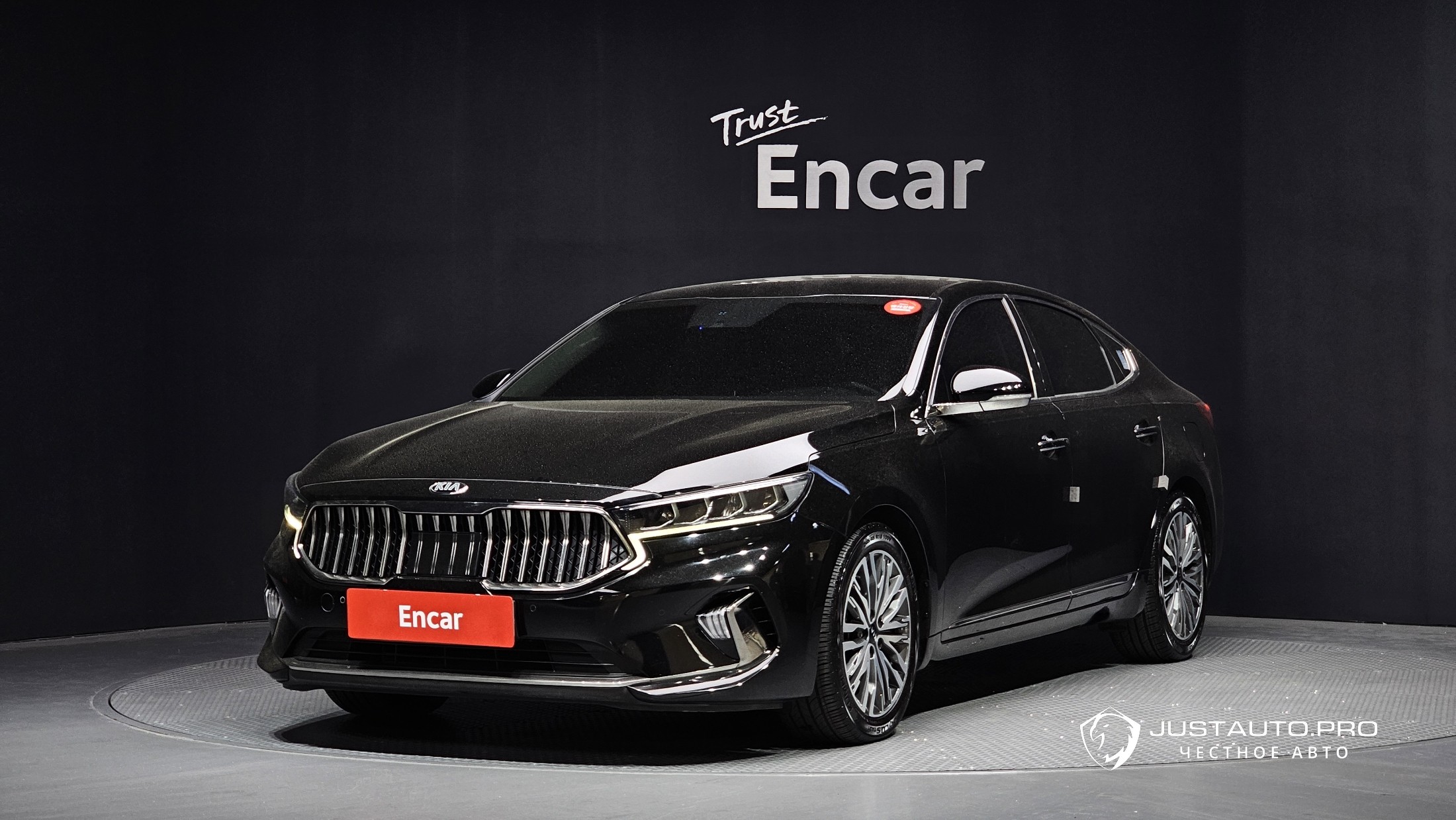Автомобиль Kia K7