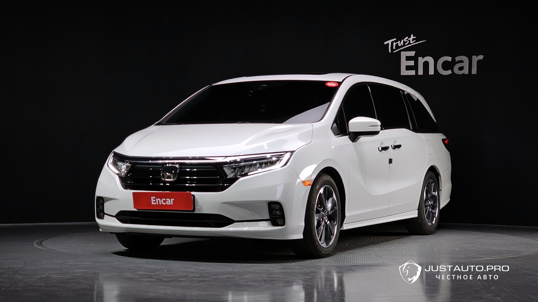 Автомобиль Honda Odyssey