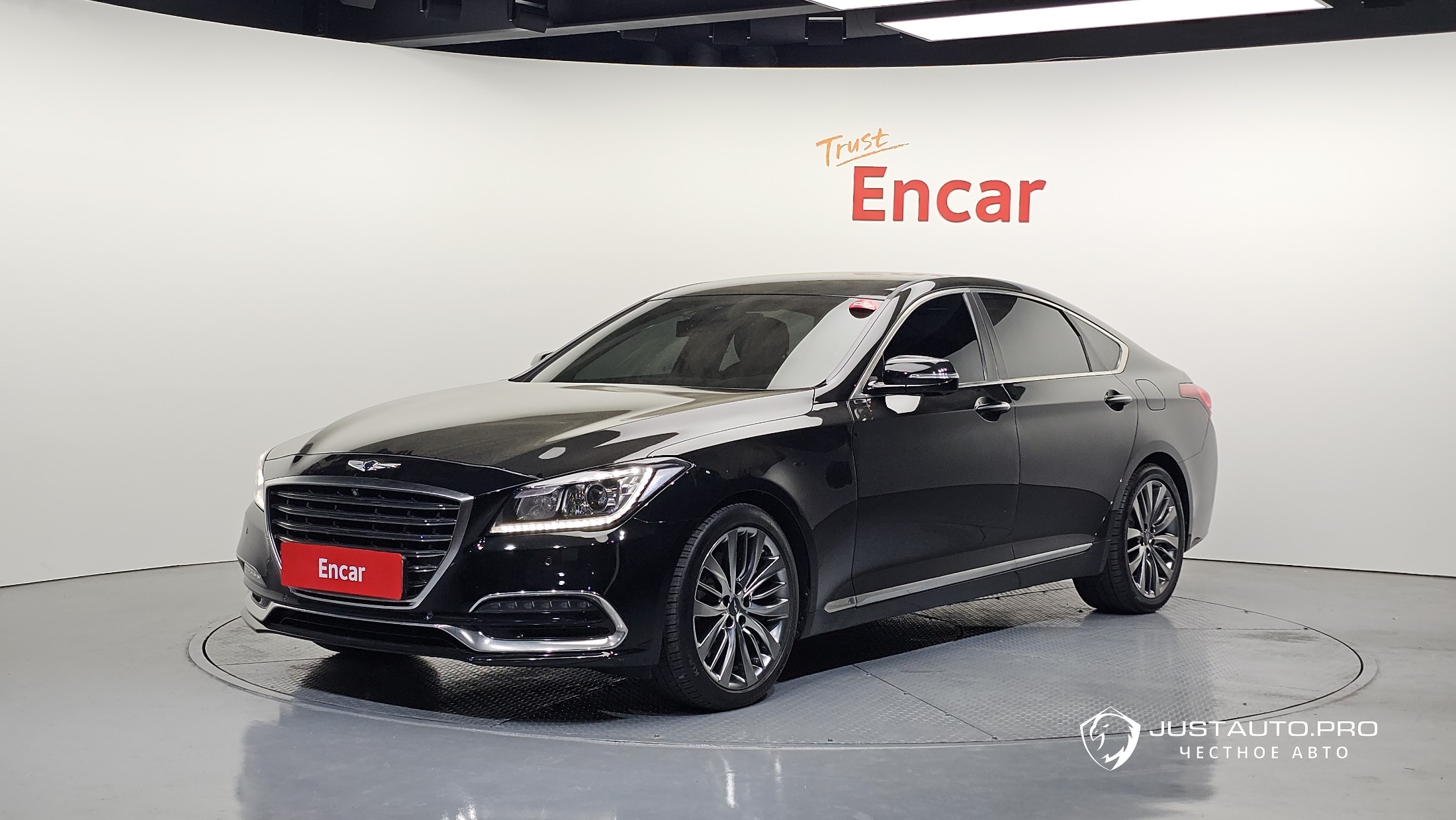 Автомобиль Genesis G80
