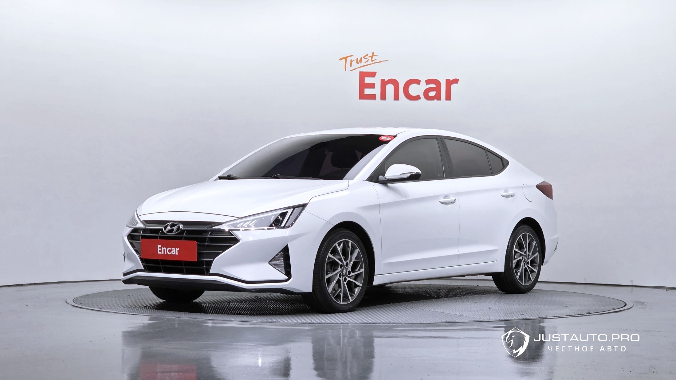 Автомобиль Hyundai AVANTE