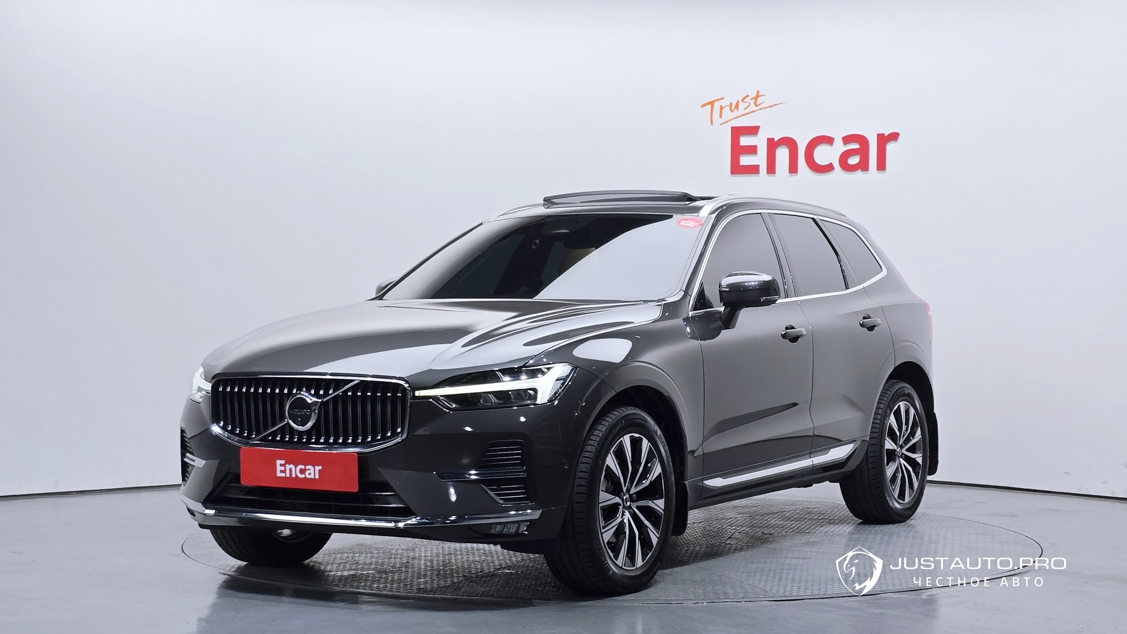 Автомобиль Volvo XC60