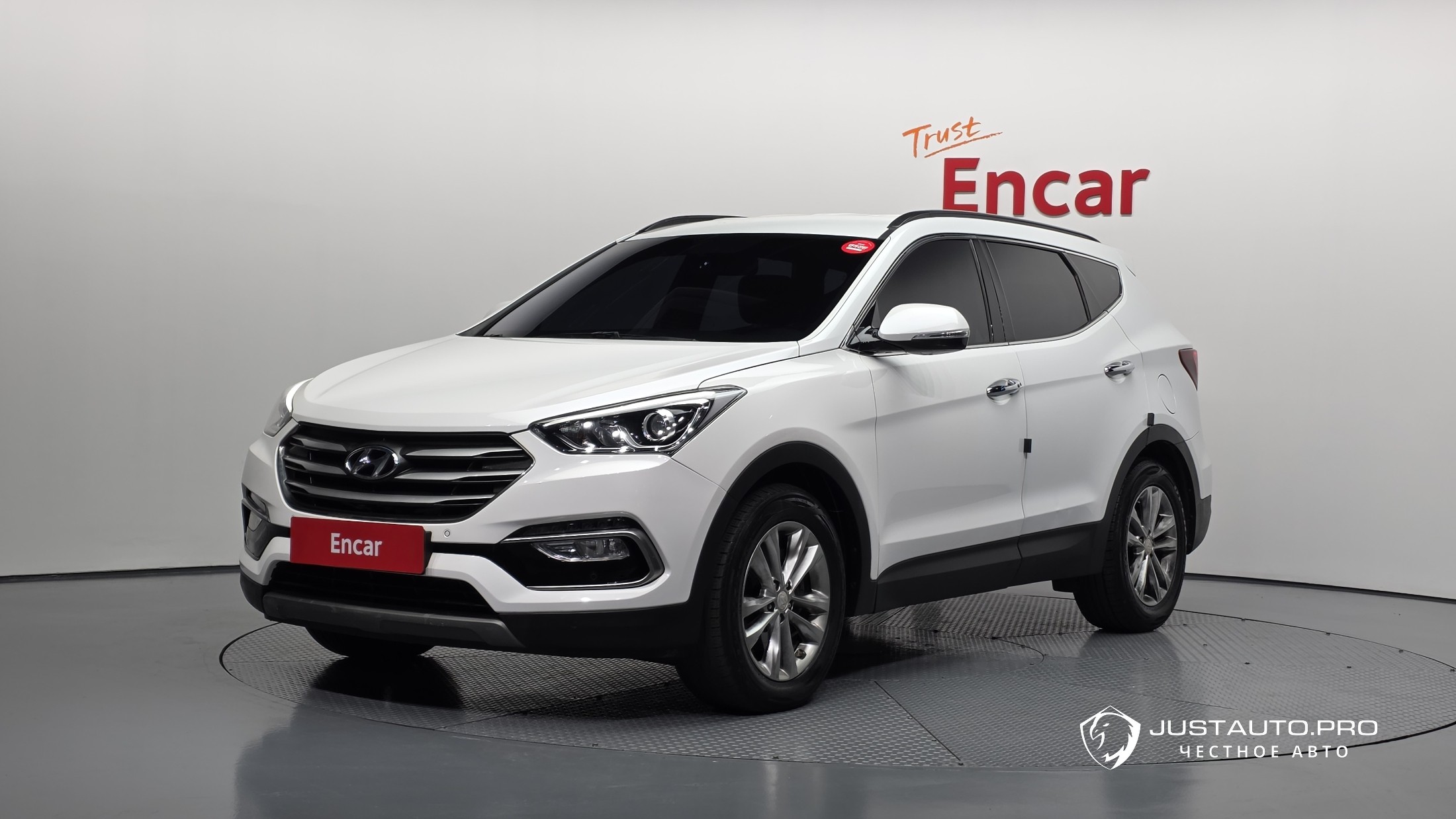 Автомобиль Hyundai Santafe