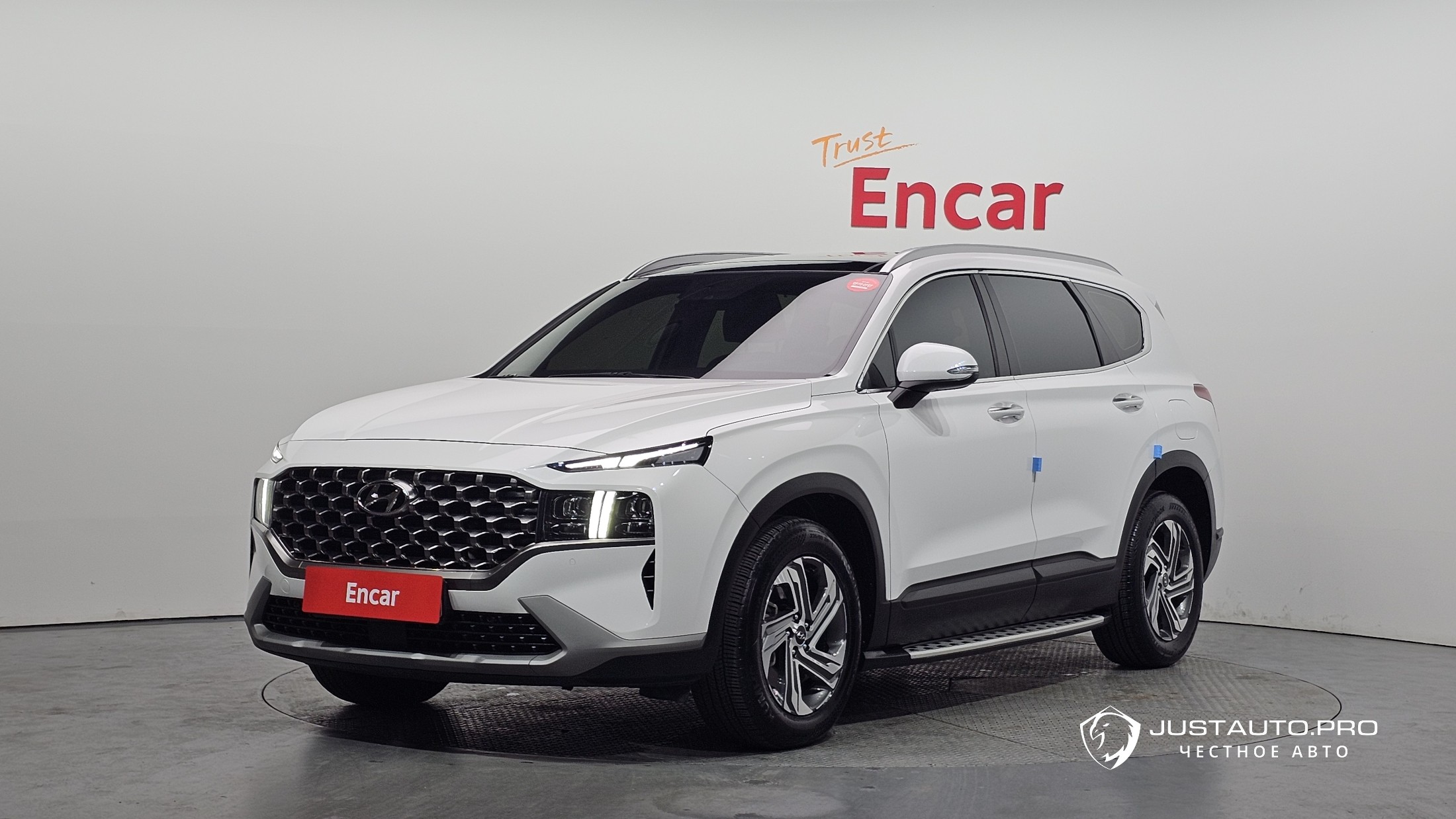 Автомобиль Hyundai Santafe