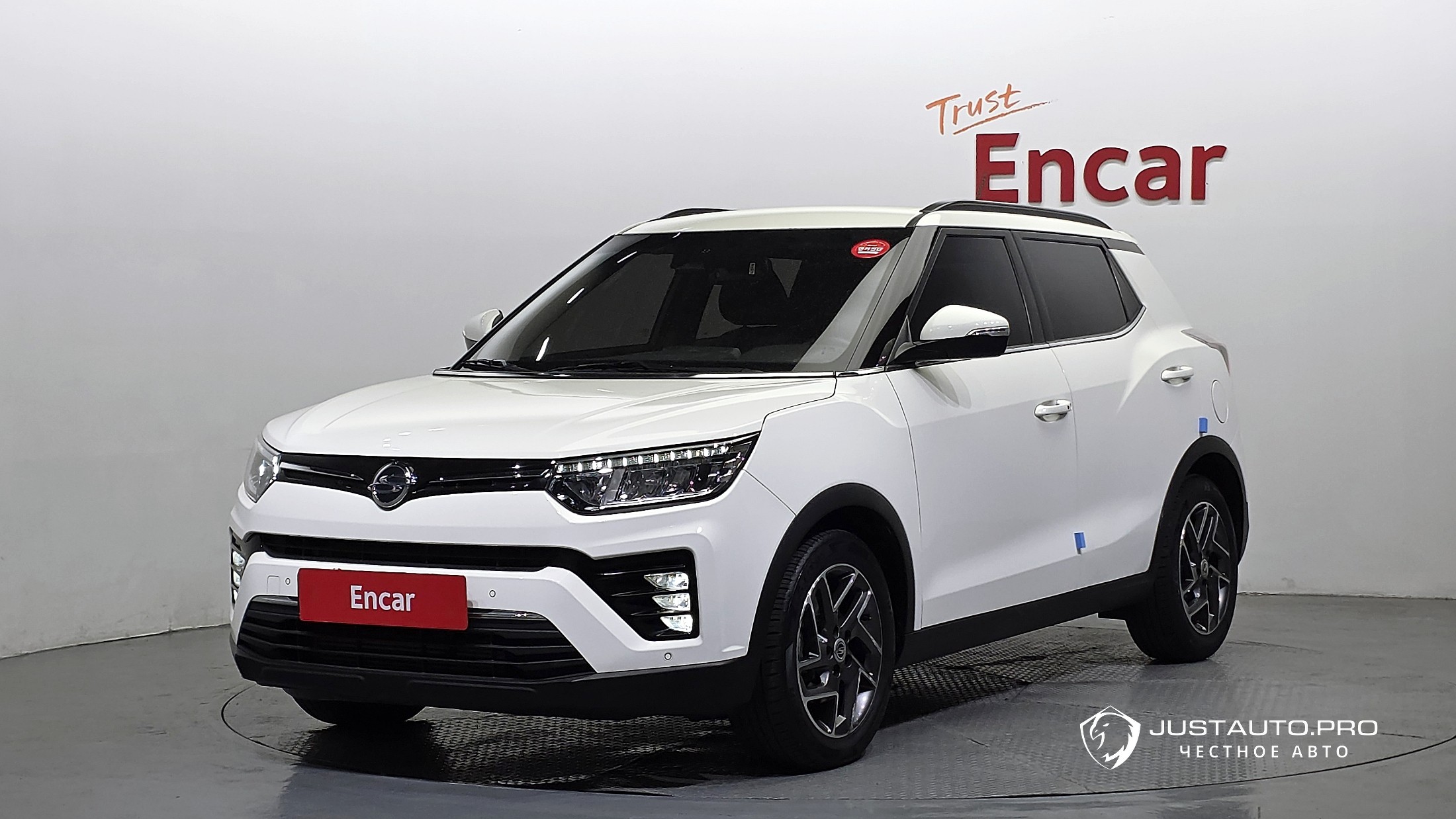 Автомобиль KG_Mobility_Ssangyong TIBOLI