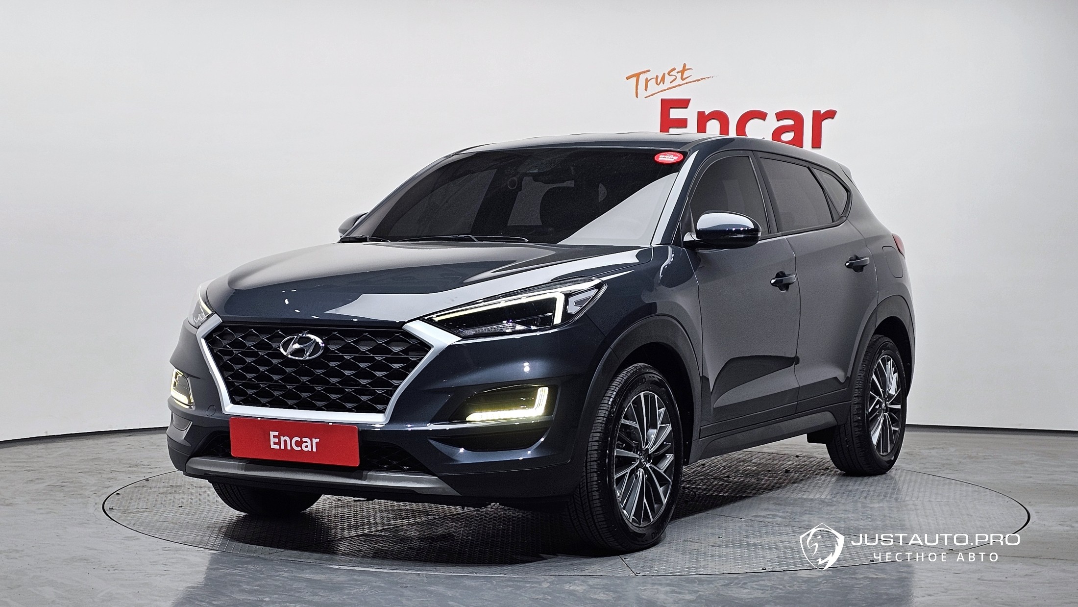 Автомобиль Hyundai Tucson