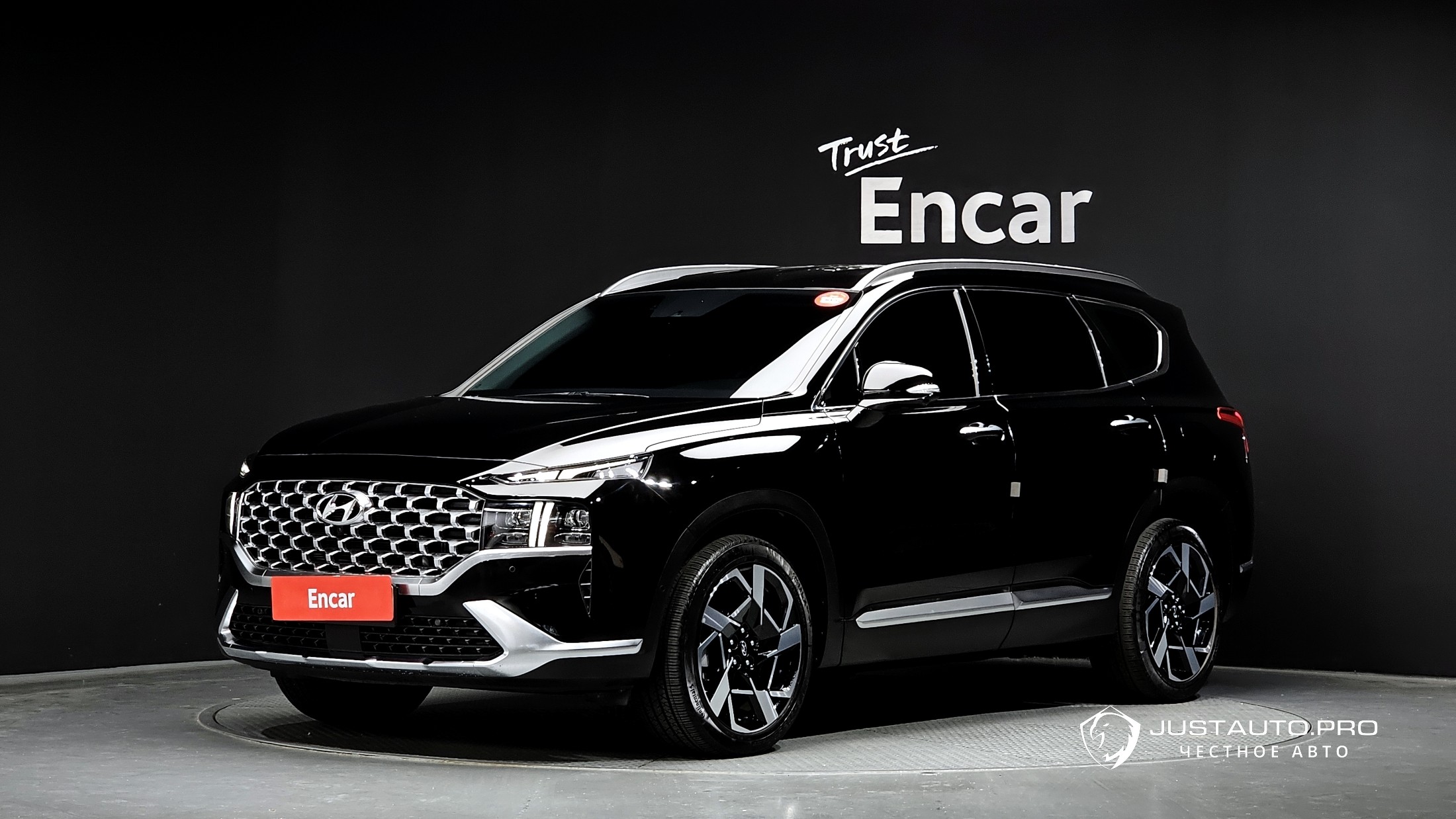 Автомобиль Hyundai Santafe