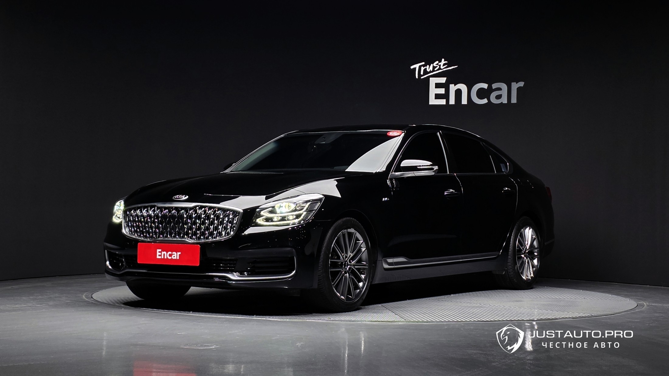 Автомобиль Kia K9