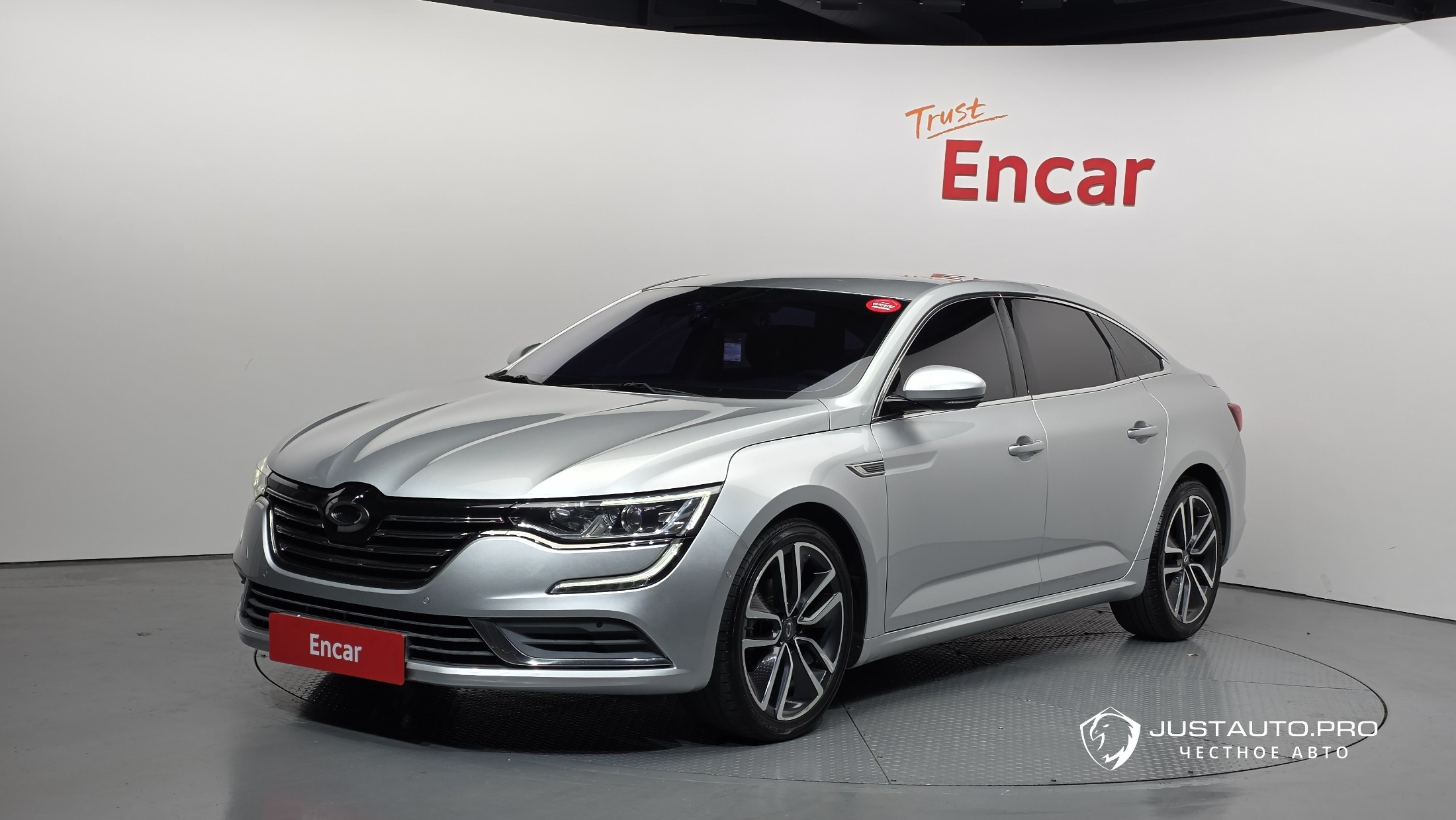 Автомобиль Renault-KoreaSamsung SM6