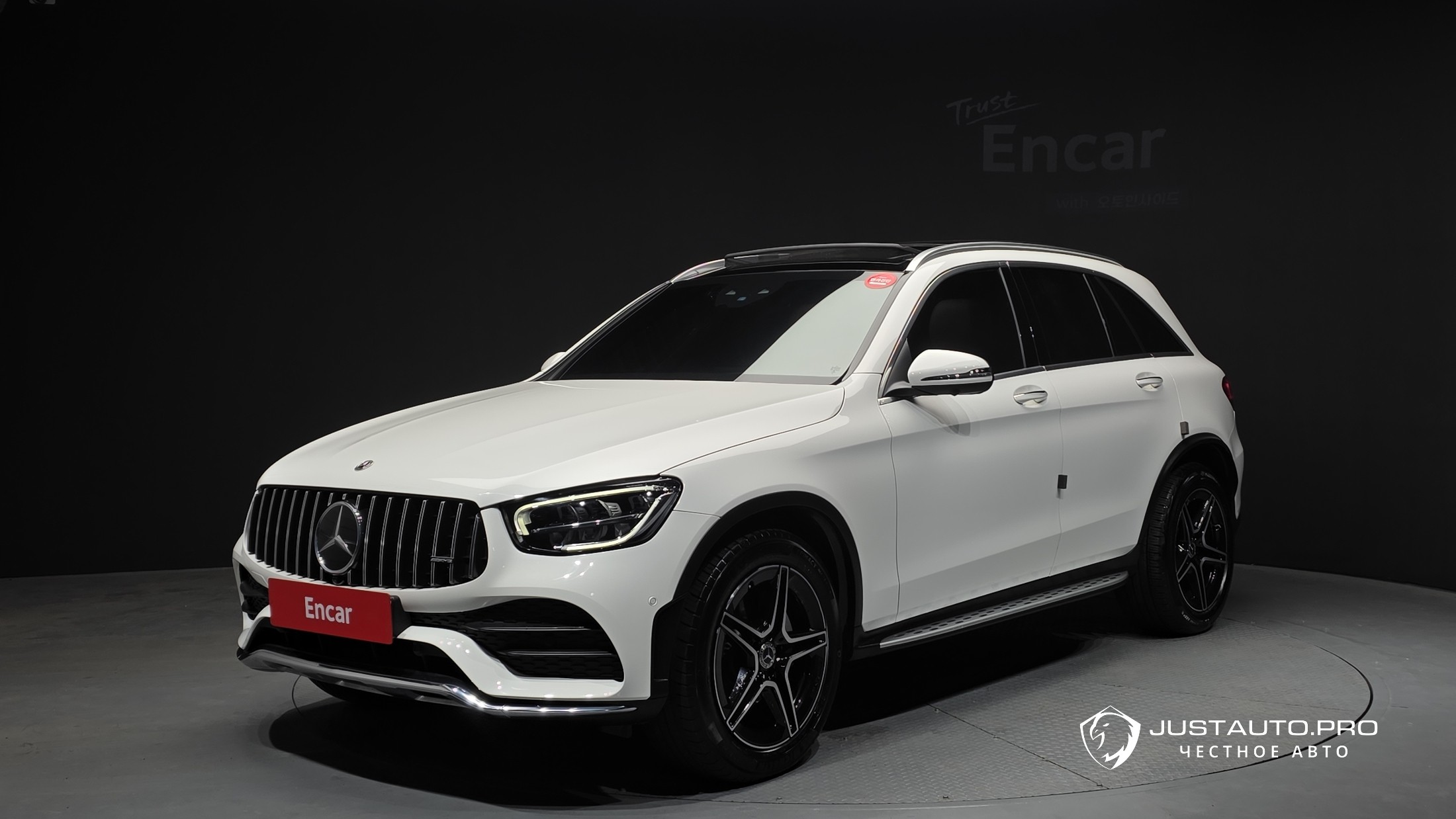 Автомобиль Mercedes-Benz GLC-Class