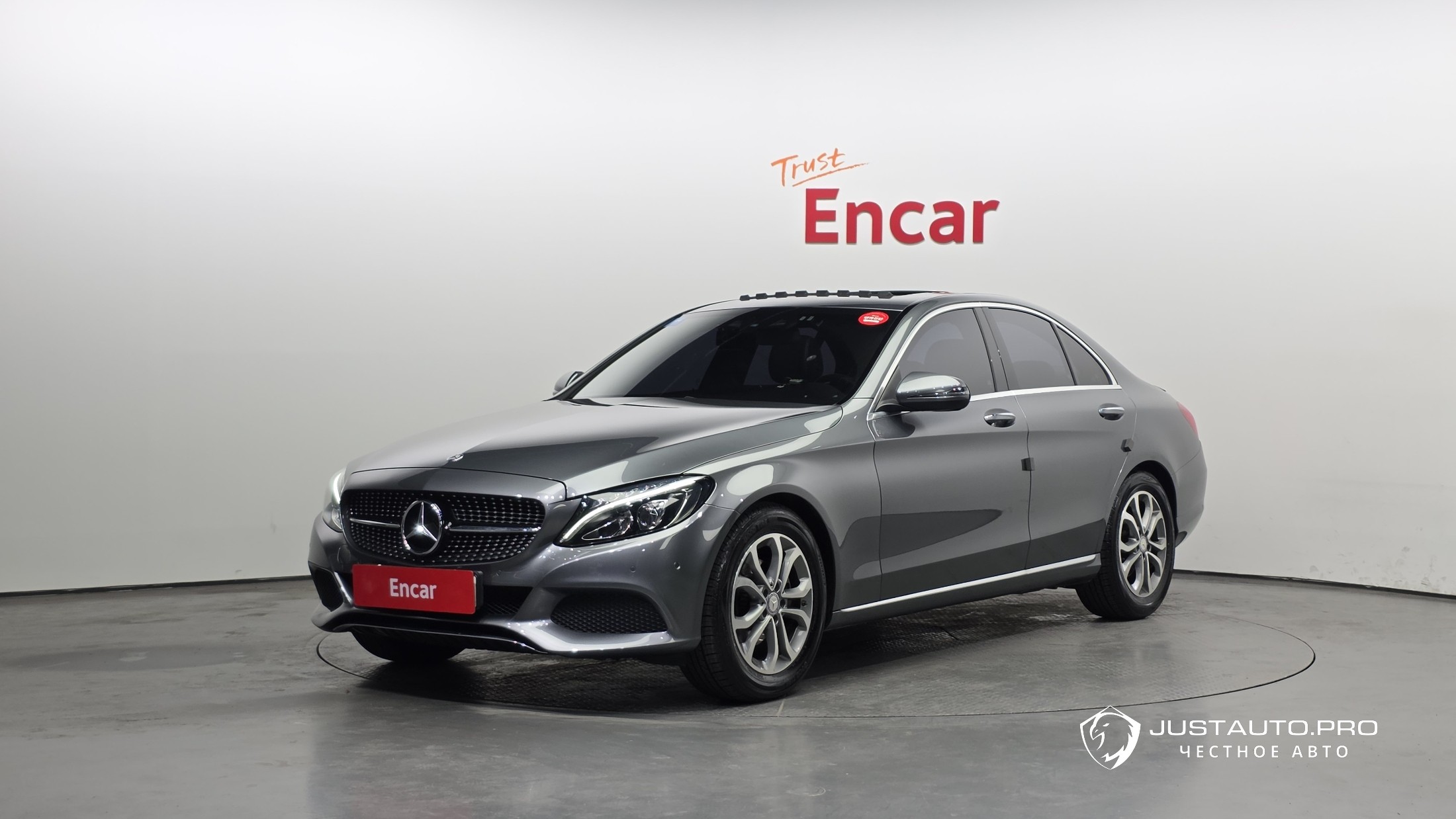 Автомобиль Mercedes-Benz C-Class